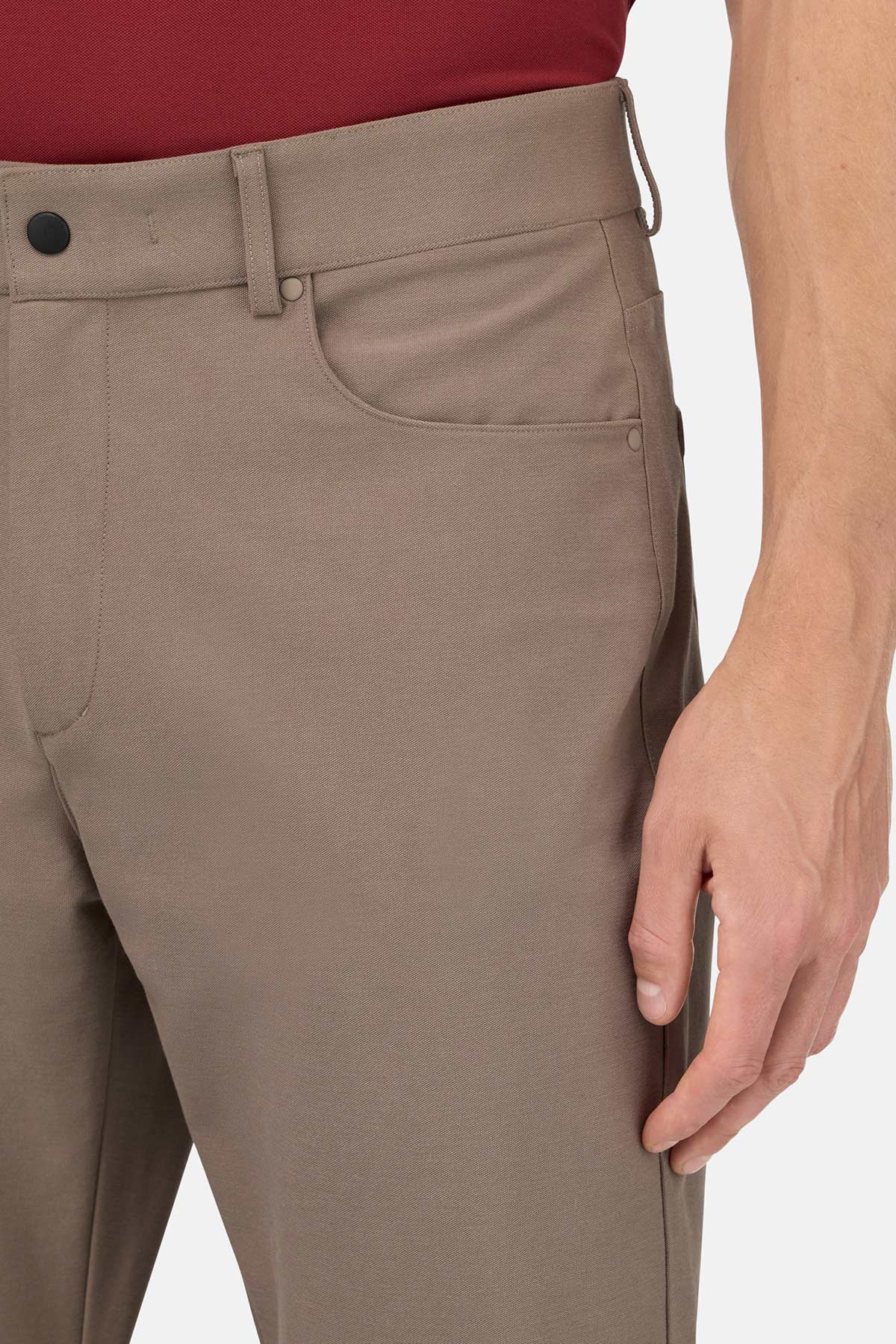 Pantalón De Tejido Técnico B Tech