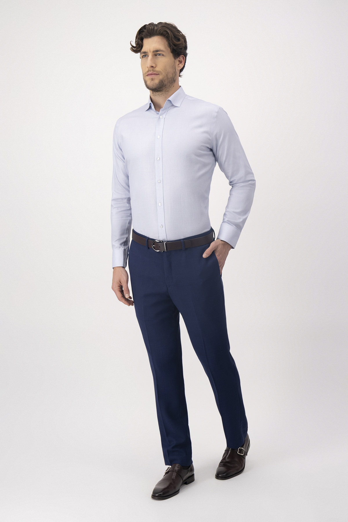 CAMISA FORMAL NON IRON AZUL CONTEMPORARY FIT image number 5