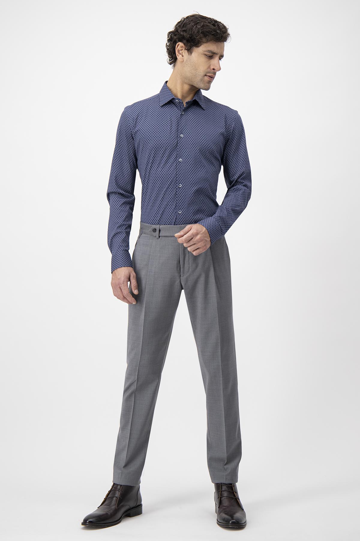 PANTALON FORMAL CALDERONI COLOR GRIS OXFORD SLIM FIT image number 0