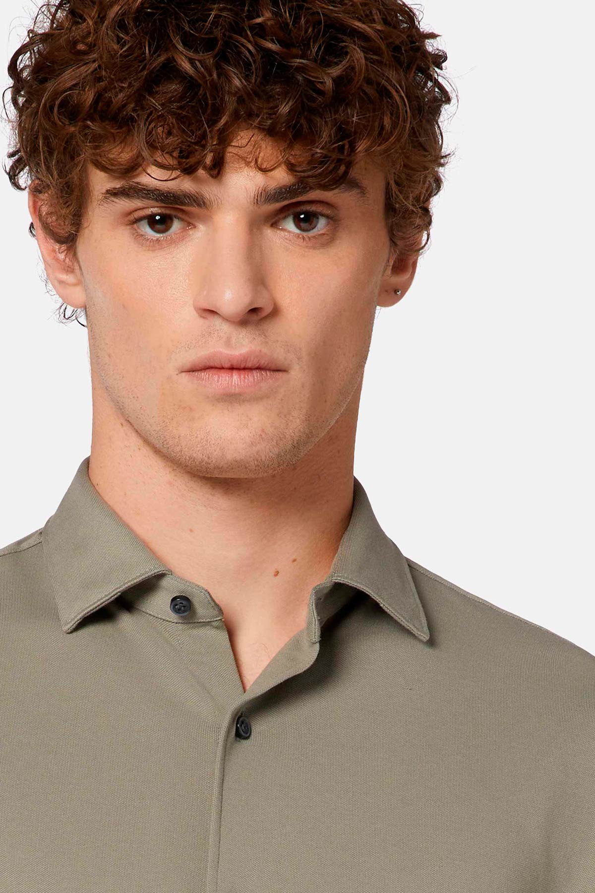 CAMISA CASUAL BOGGI VERDE OSCURO image number 2