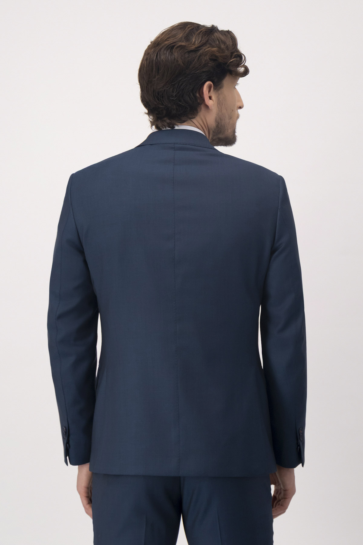 Traje Trio Couture Contemporary Fit image number 2