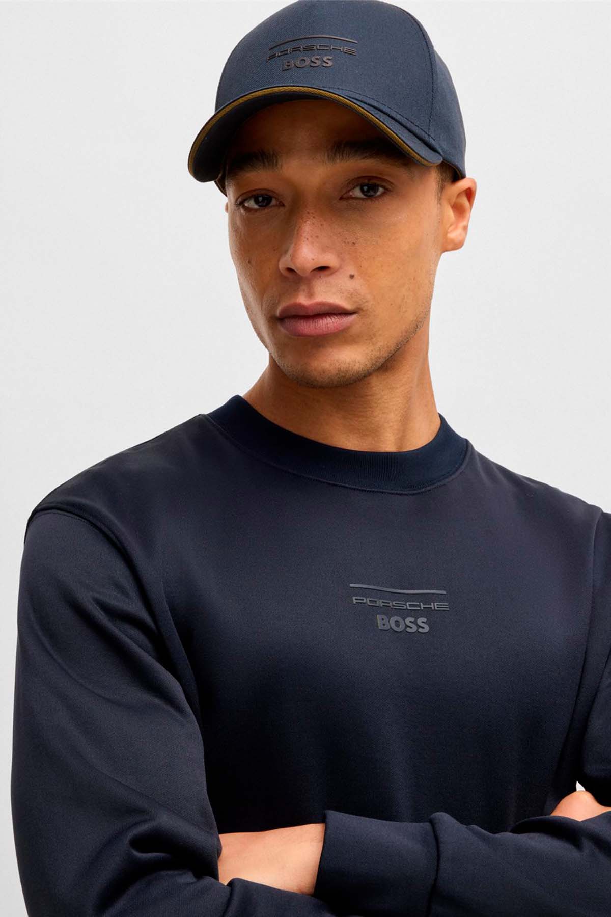 Gorra Porsche x BOSS de sarga de algodón con detalle de la colaboración image number 3