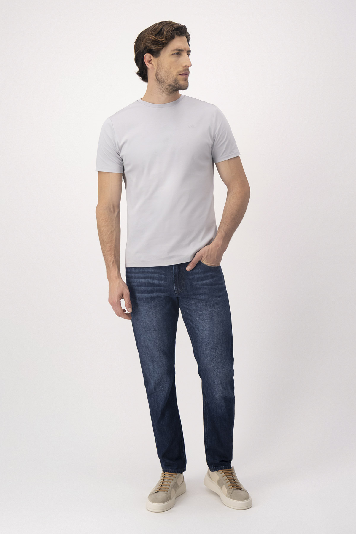 JEANS AZUL MARINO CONTEMPORARY FIT image number 2