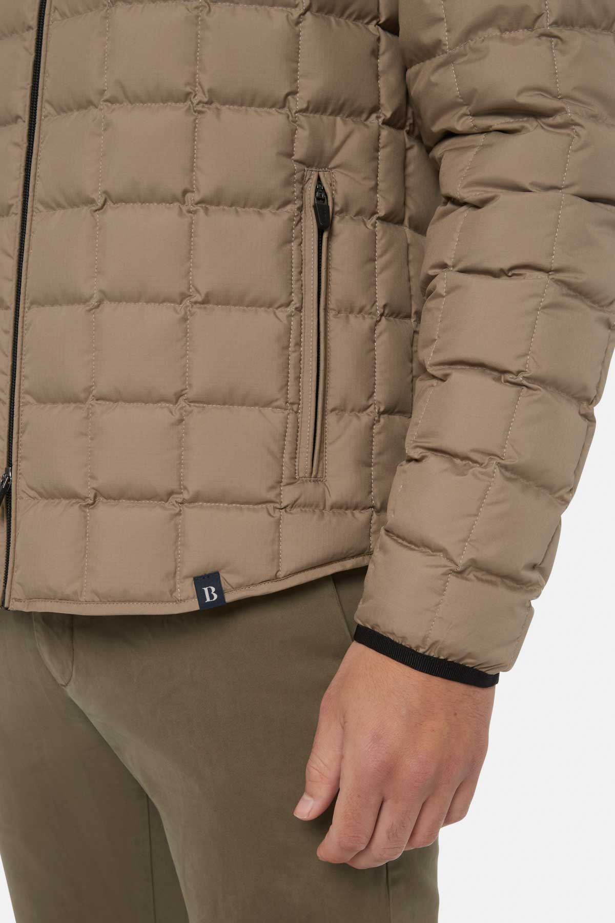 Chaqueta Bomber De Tejido Reciclado De Pluma De Oca image number 3