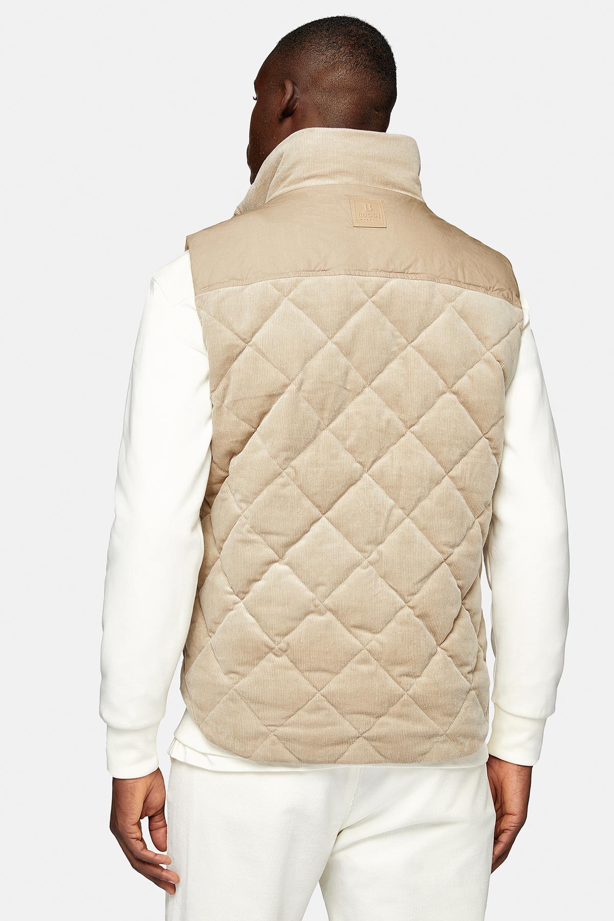 CHALECO BEIGE REGULAR FIT image number 1