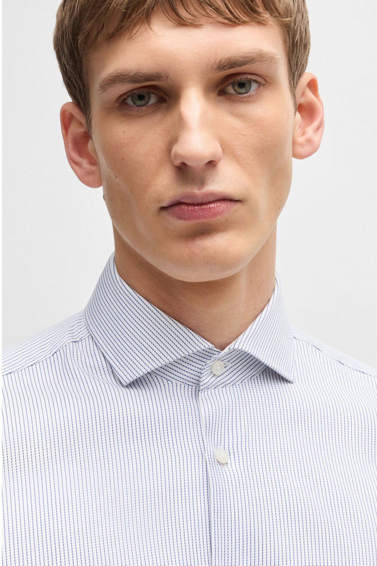 Camisa Slim Fit En Algodón A Rayas De Planchado Fácil image number 2