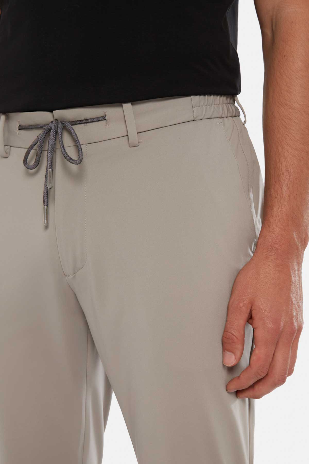 Pantalón De Nailon Elástico B Tech image number 3