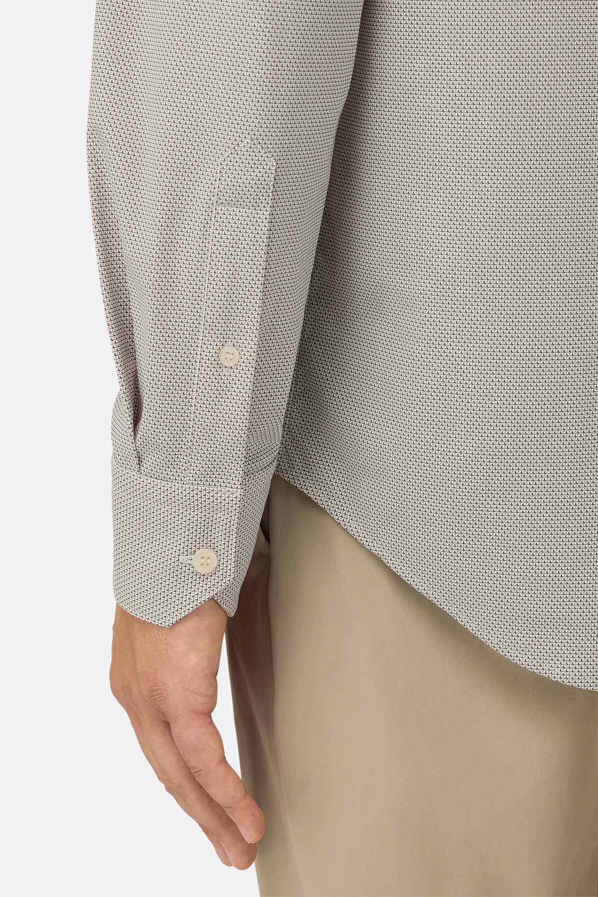 Camisa De Nailon Elástico Slim Fit image number 2