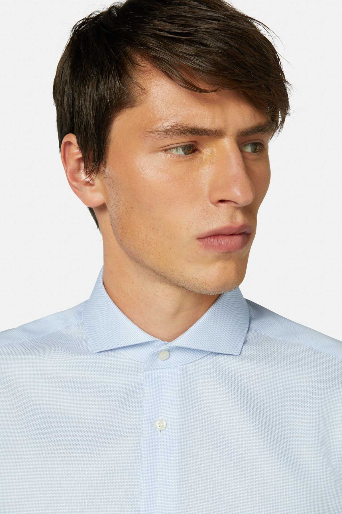Camisa Celeste De Algodón Dobby Corte Slim image number 2