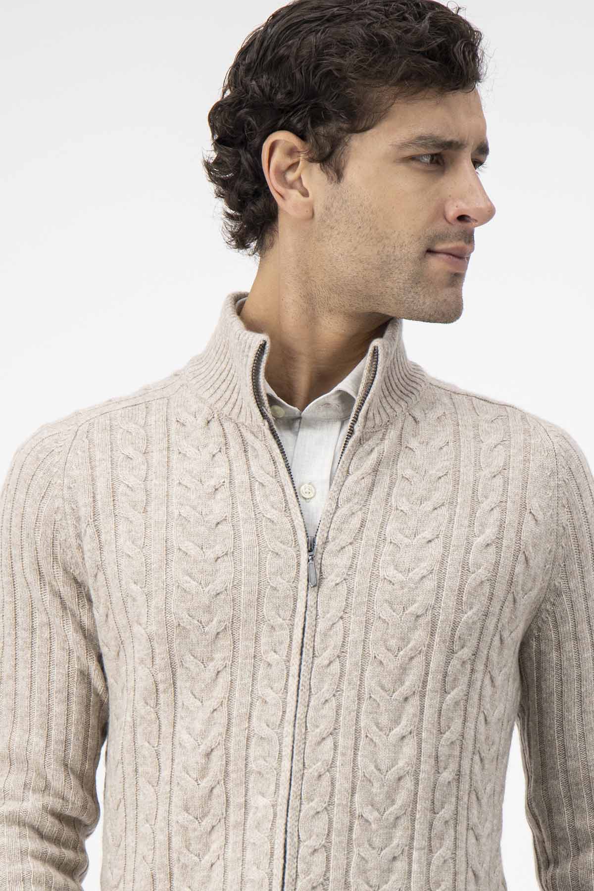 SUETER TRENZADO CALDERONI CONTEMPORARY FIT COLOR CAFÉ image number 6