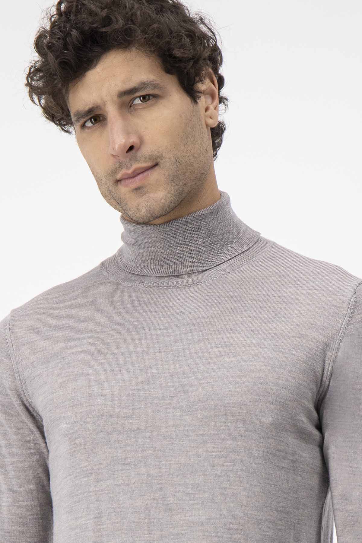 SUETER LANA MERINO CALDERONI CONTEMPORARY FIT COLOR BEIGE image number 1
