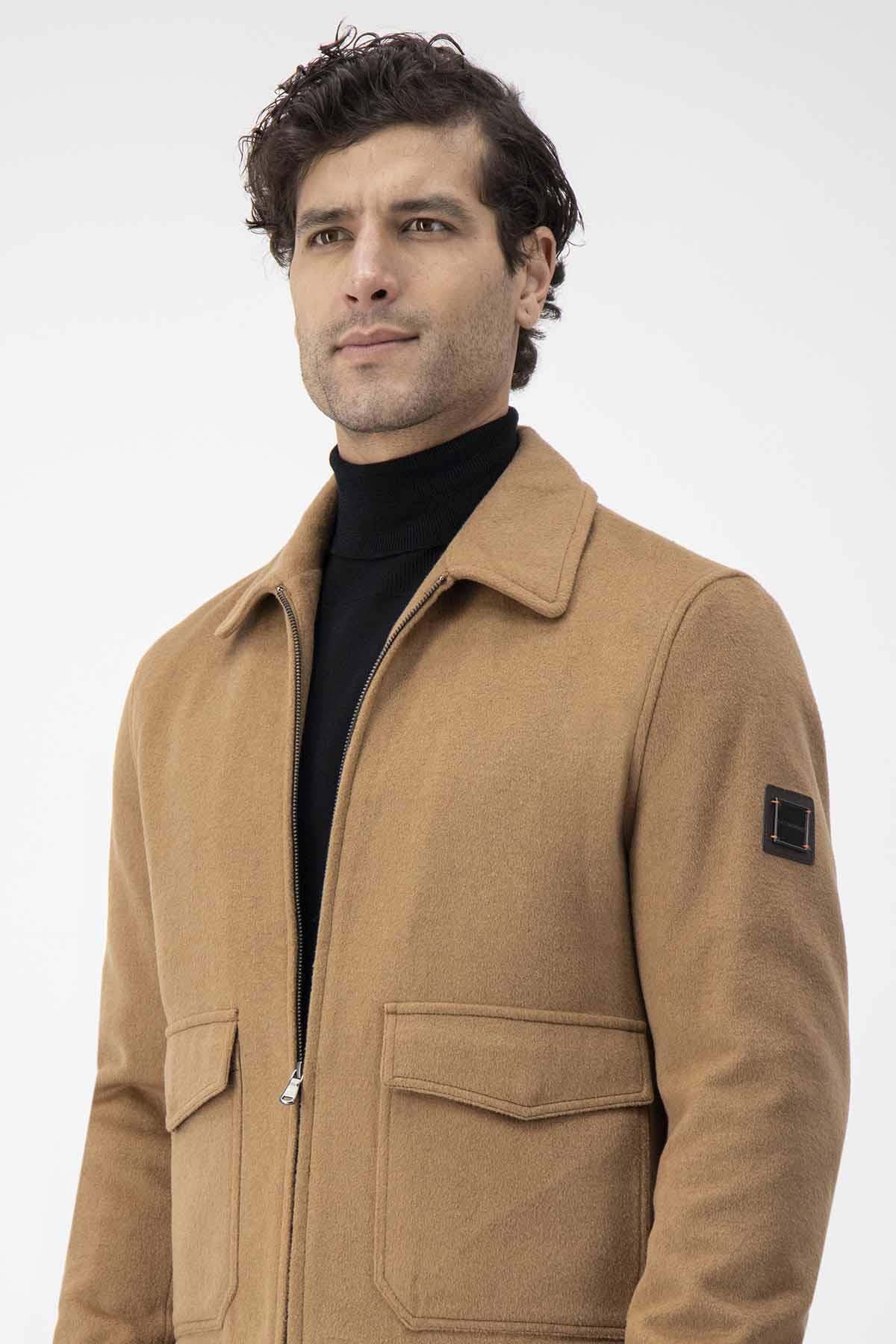 CHAMARRA BOMBER CALDERONI COLOR CAFÉ CONTEMPORARY FIT image number 6