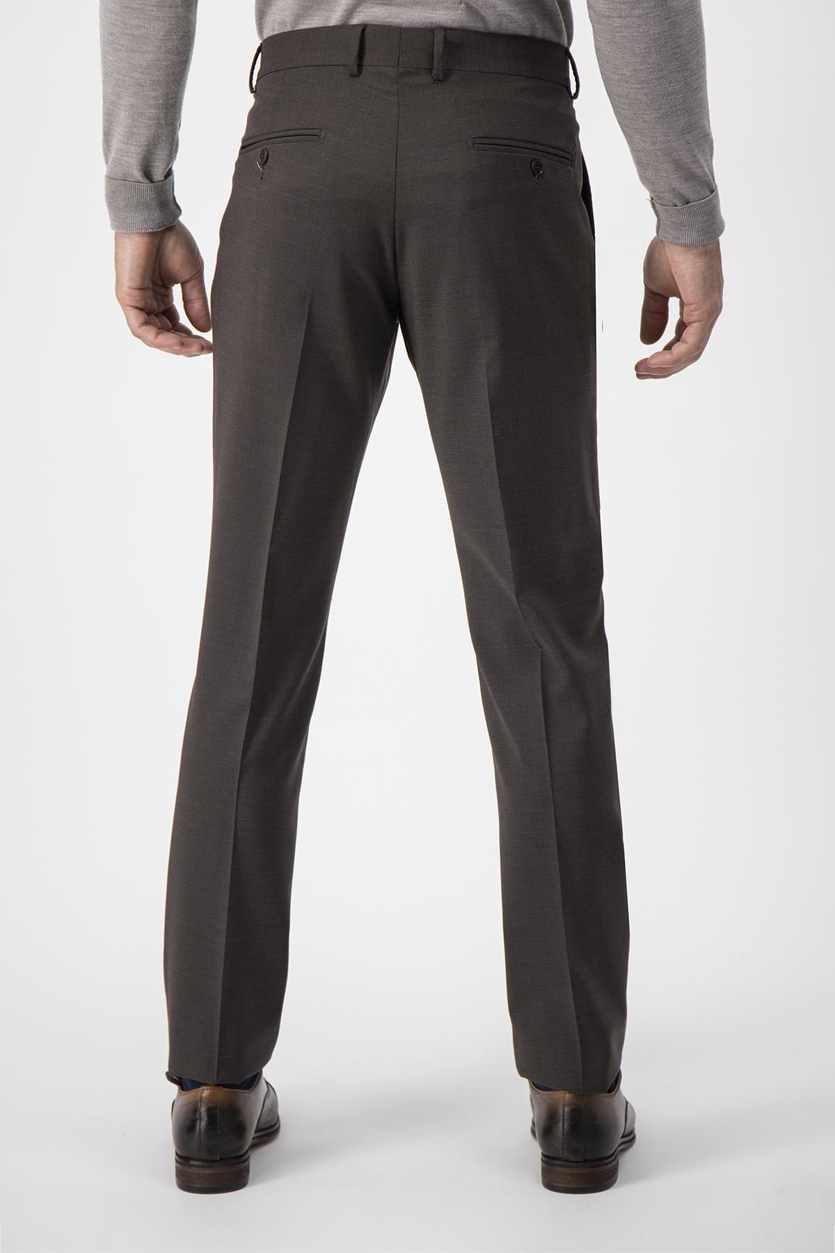 PANTALON FORMAL CALDERONI COLOR CAFÉ SLIM FIT image number 5