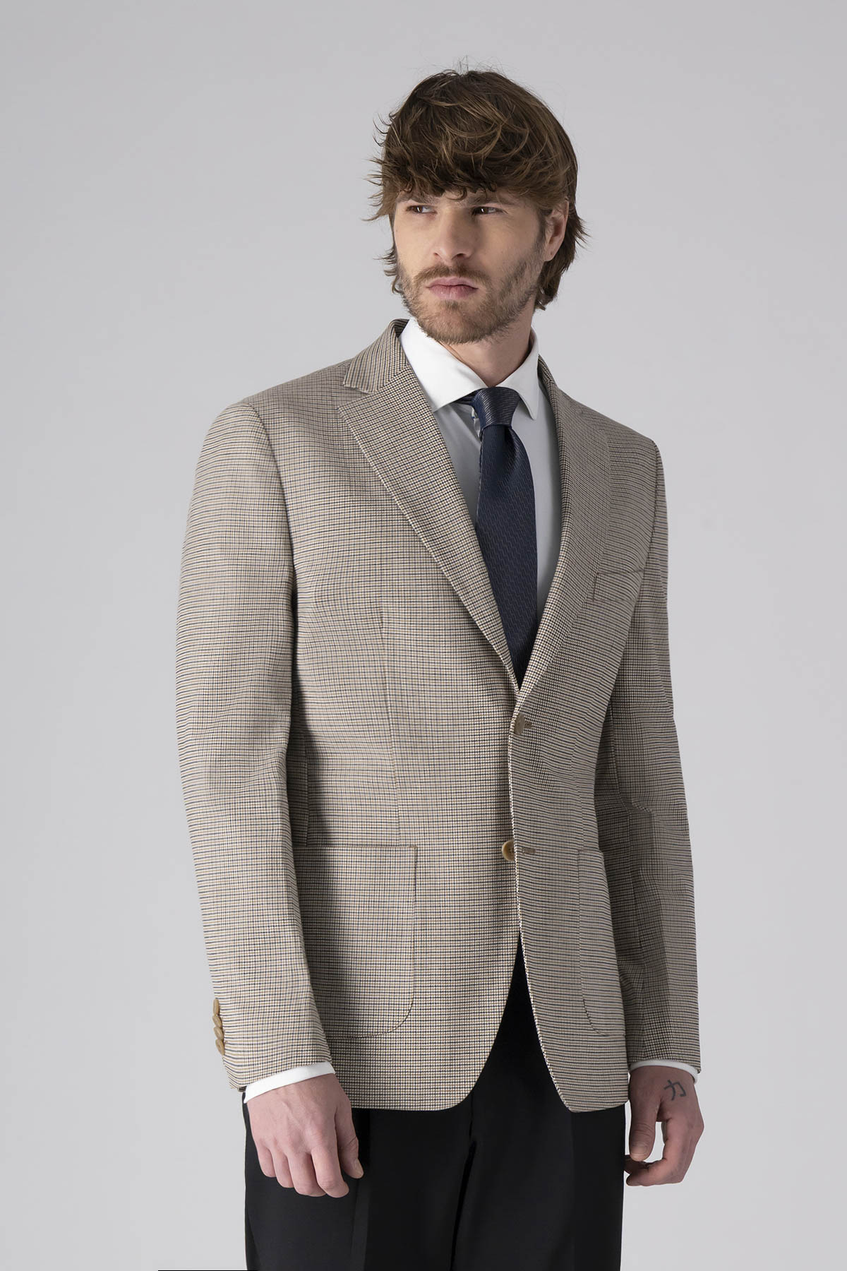 SACO CASUAL SLIM FIT HIGH LIFE image number 0